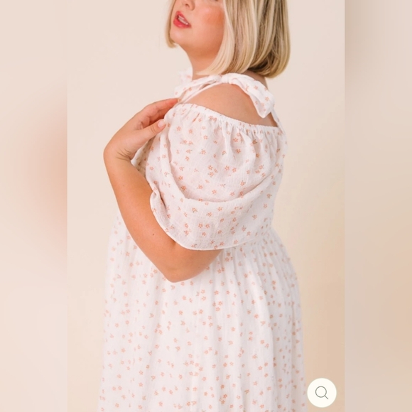 NWT Ivy City Floral Maxi Dress - Picture 5 of 10